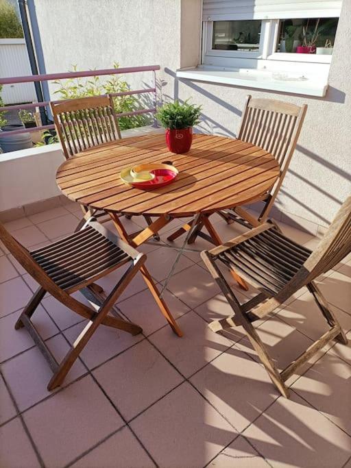 Strasbourg 3 Pieces Avec Jardin Apartment Brumath Luaran gambar